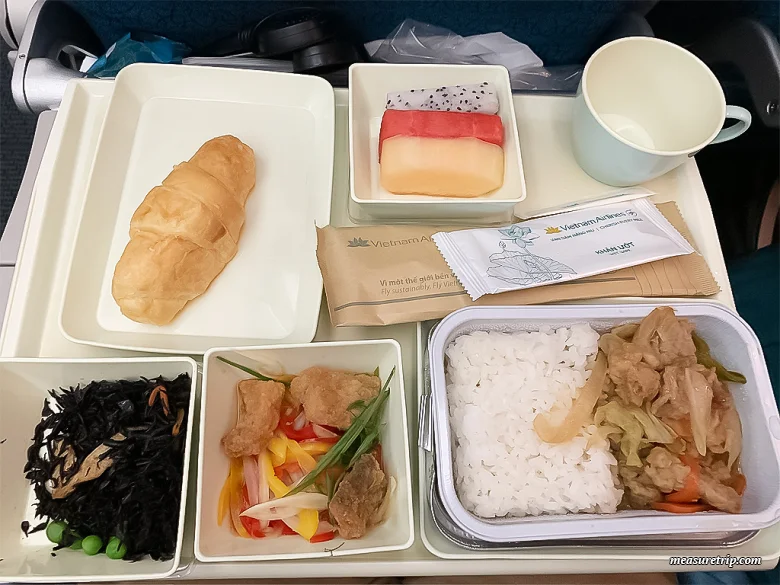 ベトナム航空の機内食がとんでもないことになってた！