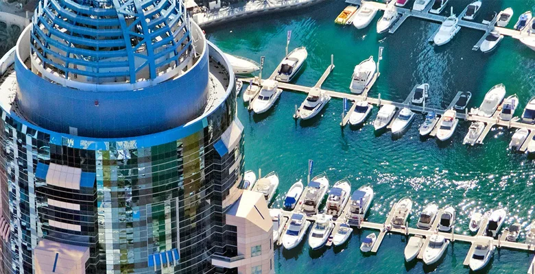 Dubai Marriott Harbour Hotel & Suites