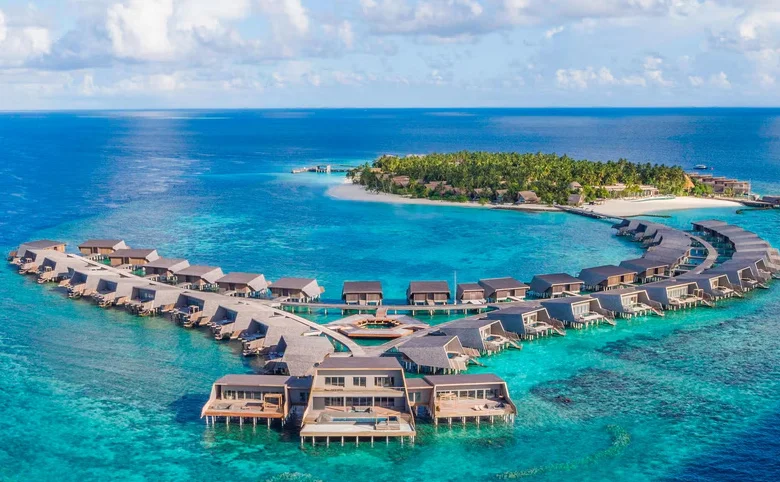 The St. Regis Maldives Vommuli Resort